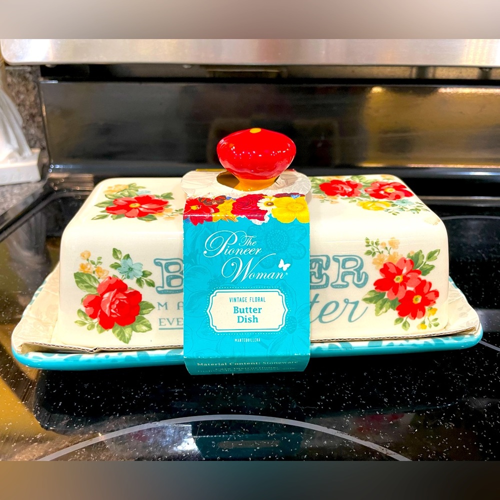 Pioneer Woman: butter dish